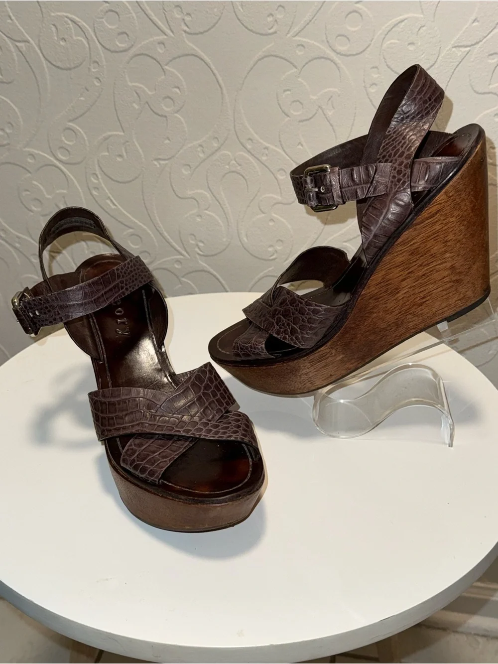 Theory Brown Croc-Embossed Leather Wedge Sandals